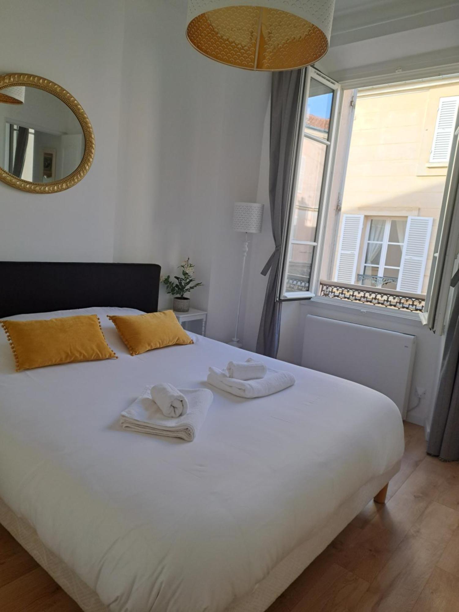 Agreable 2 Pieces - Rue Du Vieux Versalles Exterior foto